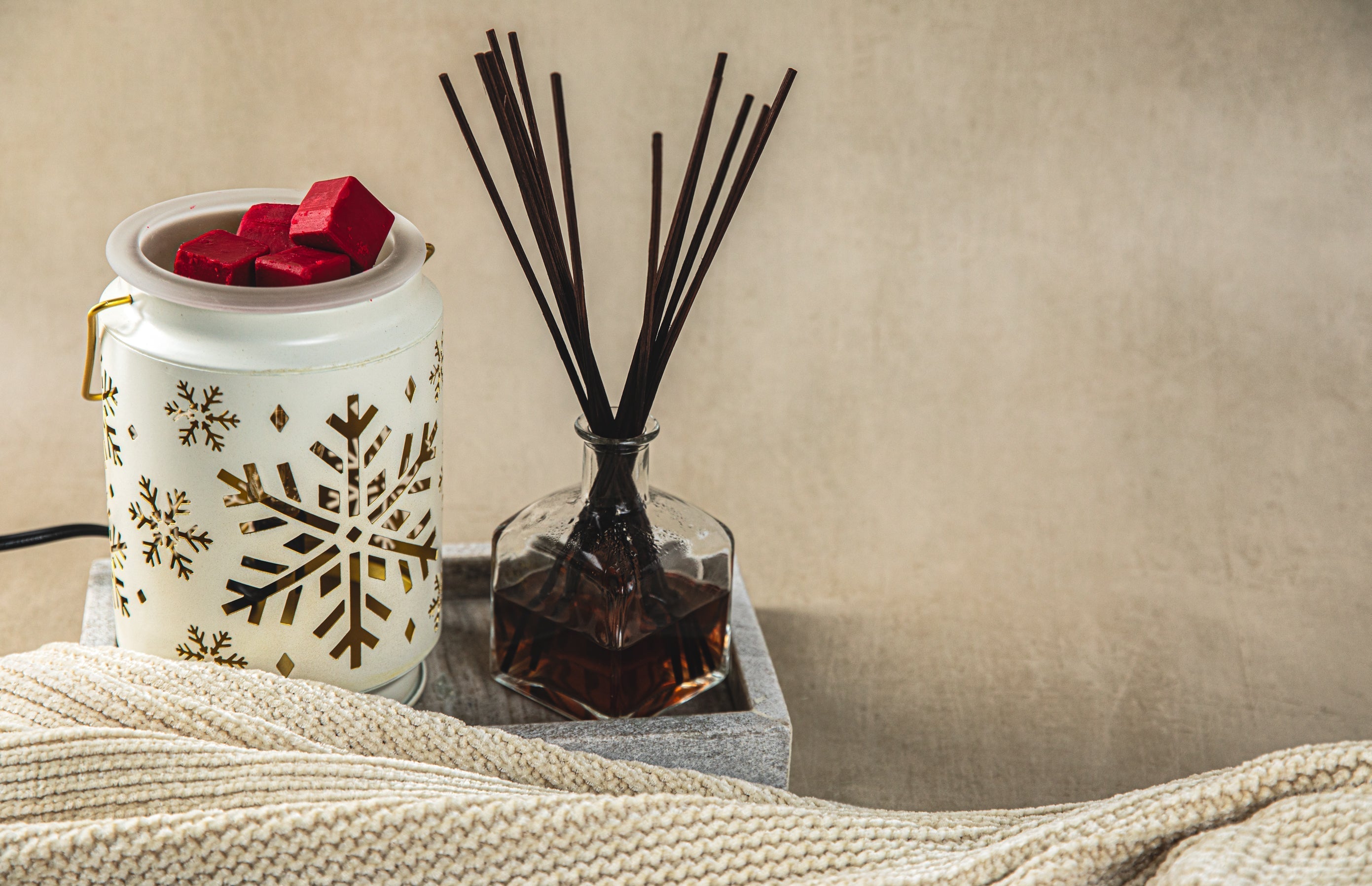 Frankincense vs Myrrh: Scent, Differences and Uses